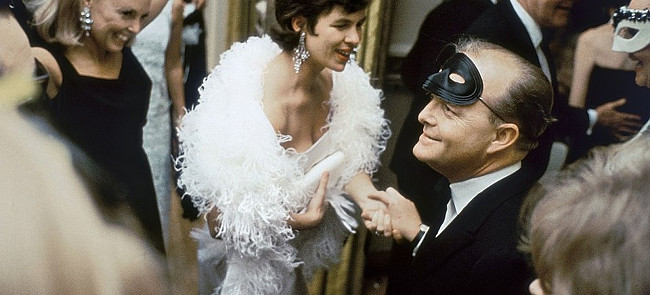 capote at the black and white ball